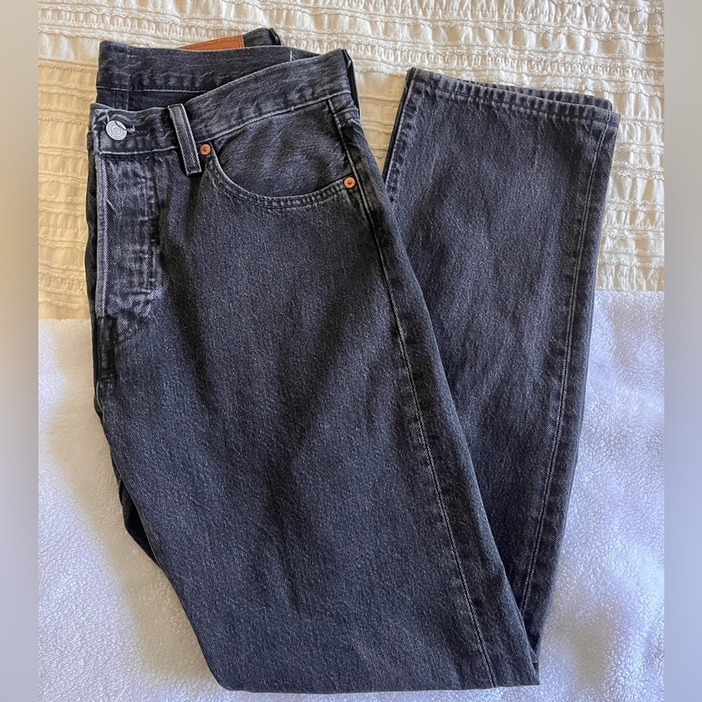 Levi 501s 32x32